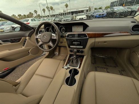Used 2013 Mercedes-Benz C 300 Sport image 20