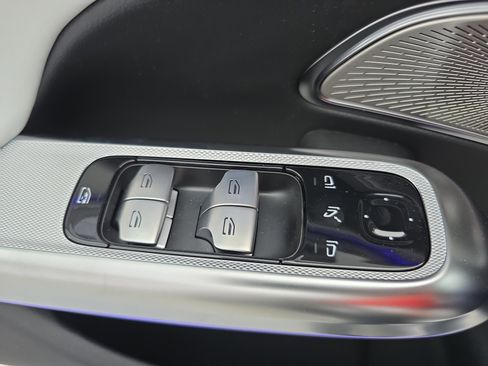 New 2026 Mercedes-Benz E 350 4MATIC Sedan image 28