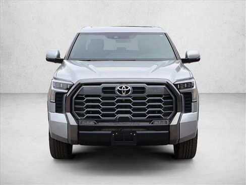 Used 2025 Toyota Tundra Platinum AWD/4WD image 2
