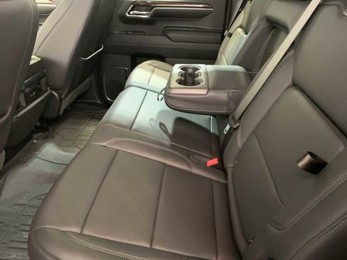 Used 2024 GMC Sierra 1500 Elevation w/ Elevation Premium Package image 5