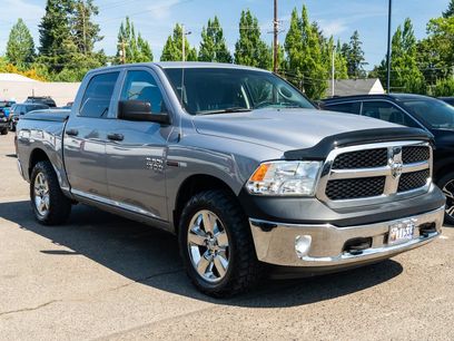Used 2019 RAM 1500 Tradesman w/ Tradesman SXT Package