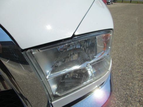 Used 2017 RAM 2500 Tradesman w/ Chrome Appearance Group image 22