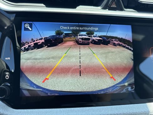 New 2026 Jeep Cherokee Laredo AWD/4WD image 28