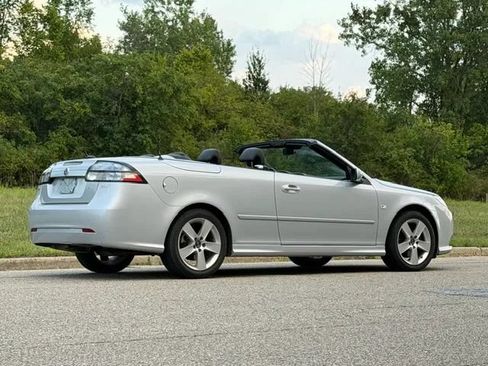 Used 2009 Saab 9-3 2.0T FWD image 11