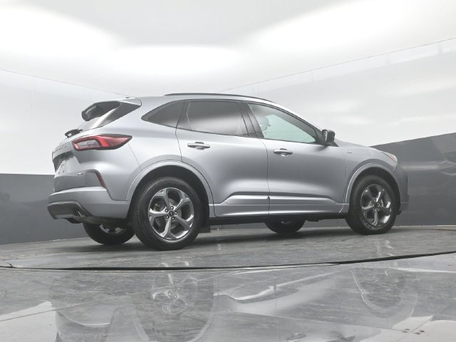 Certified 2024 Ford Escape ST-Line AWD/4WD image 22