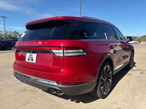 New 2026 Lincoln Aviator Reserve image 10