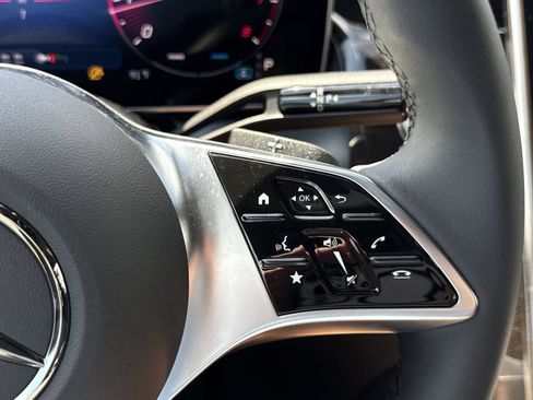 New 2026 Mercedes-Benz GLC 300 4MATIC image 23