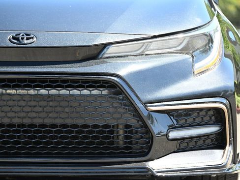 Used 2021 Toyota Corolla SE w/ Carpet Mat Package (TMS) FWD image 12