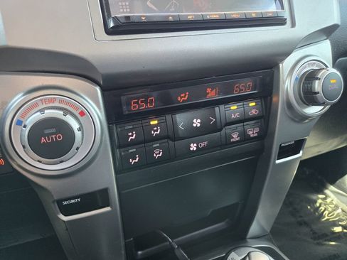Used 2011 Toyota 4Runner Limited AWD/4WD image 19