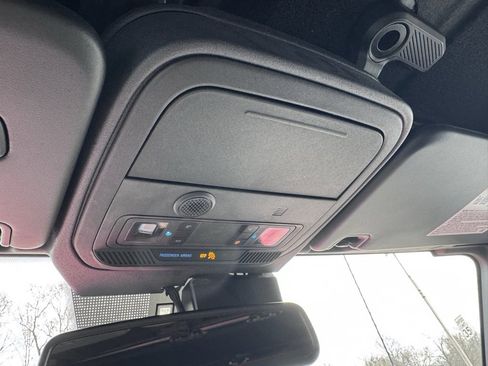 Used 2022 Ford Bronco Outer Banks image 33