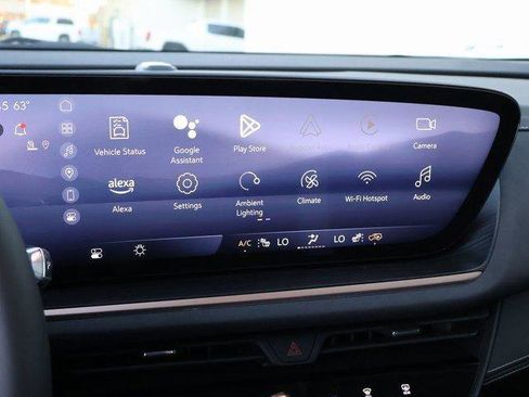 New 2025 Buick Envision Sport Touring image 21