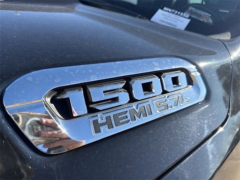 Used 2021 RAM 1500 Big Horn image 12