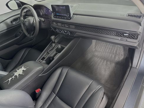 Certified 2023 Honda Accord EX image 35