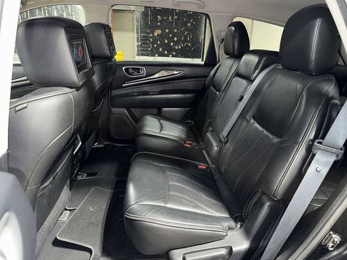 Used 2013 INFINITI JX35 AWD w/ Premium Pkg image 17