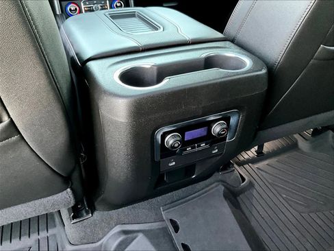 Used 2022 Chevrolet Tahoe RST image 28