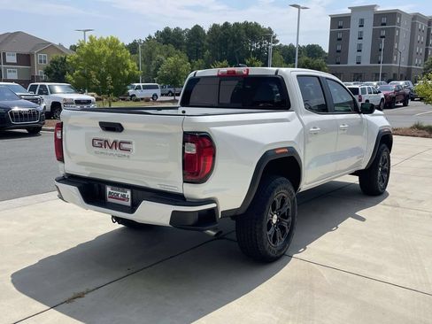 Used 2024 GMC Canyon Elevation w/ Convenience Package RWD image 7