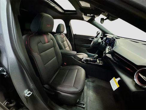 New 2026 Chevrolet Trax RS w/ Sunroof Package image 30