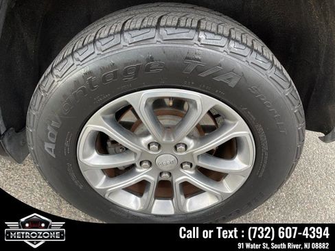 Used 2016 Jeep Grand Cherokee Limited image 41