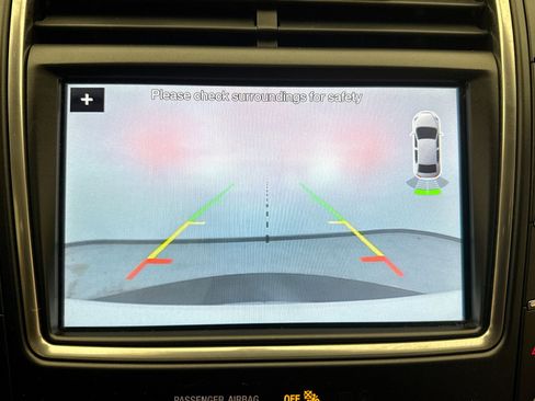 Used 2019 Lincoln Nautilus Reserve w/ Driver Assistance Package image 16