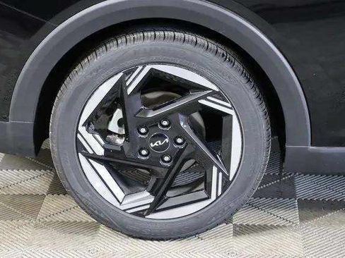 Certified 2025 Kia K4 EX FWD image 43