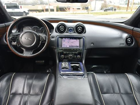 Used 2013 Jaguar XJ L Supercharged image 16