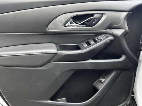 Used 2023 Chevrolet Traverse LT w/ LPO, Floor Liner Package image 17