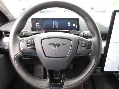 Certified 2023 Ford Mustang Mach-E Select RWD image 15