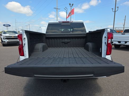 Used 2023 Chevrolet Silverado 1500 RST w/ Convenience Package II AWD/4WD image 13