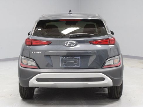 Used 2022 Hyundai Kona SE FWD image 9