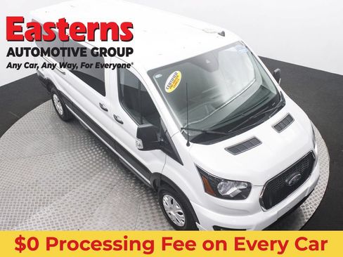 Used 2023 Ford Transit 350 XLT RWD image 3
