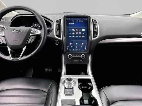 Certified 2023 Ford Edge SEL w/ Convenience Package AWD/4WD image 16
