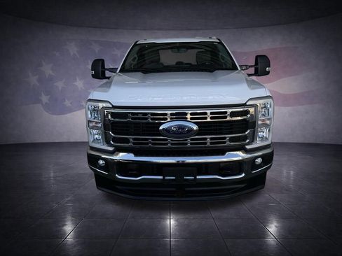 Used 2023 Ford F350 XLT w/ Snow Plow Prep Package image 5