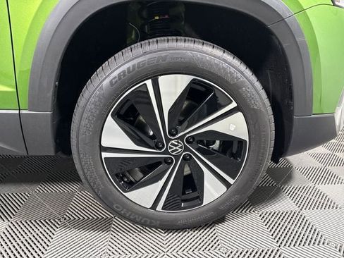 New 2026 Volkswagen Taos SE AWD/4WD image 11