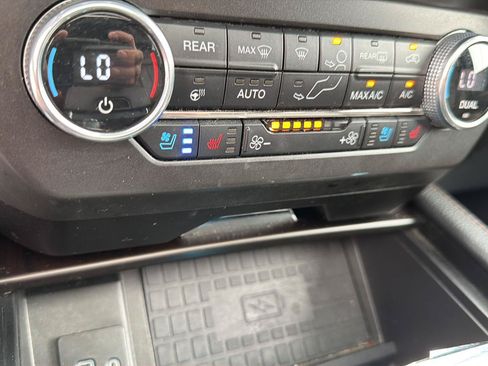 Used 2021 Ford Expedition King Ranch AWD/4WD image 31