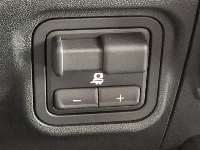 Used 2026 GMC Hummer EV 4x4 Crew Cab image 17