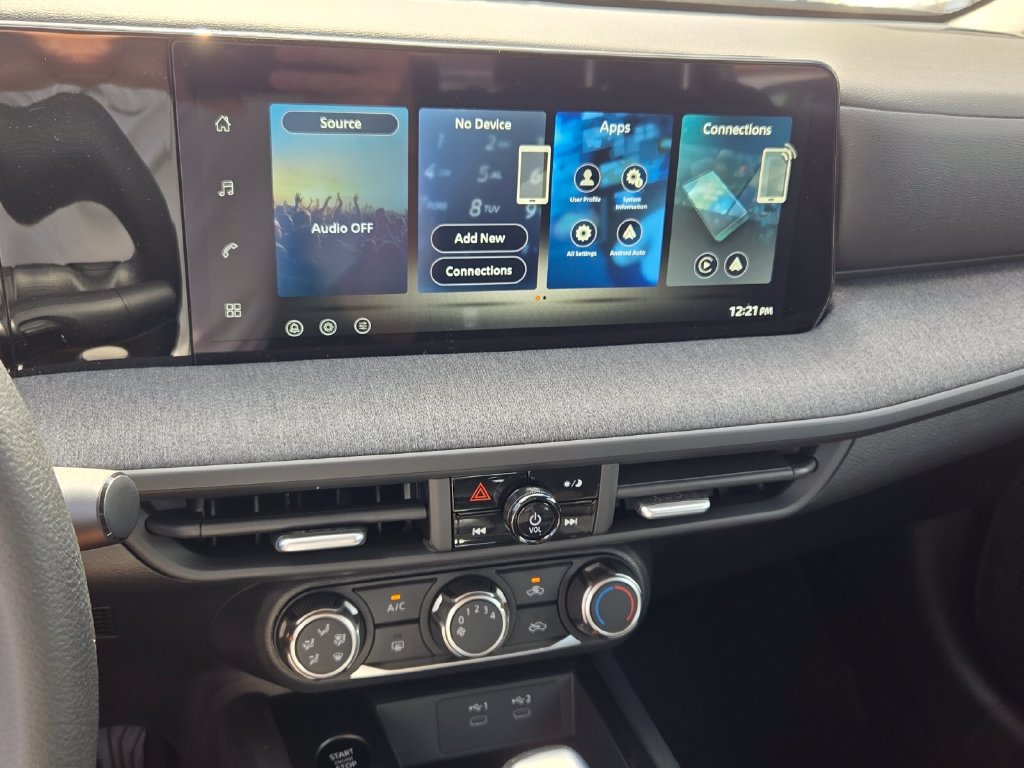 New 2027 Nissan Kicks S FWD image 19