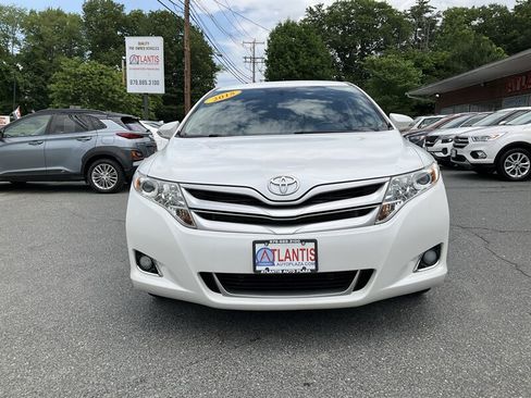 Used 2015 Toyota Venza XLE AWD/4WD image 2