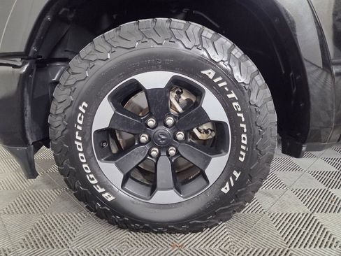 Used 2021 RAM 1500 Laramie w/ Sport Appearance Package AWD/4WD image 8