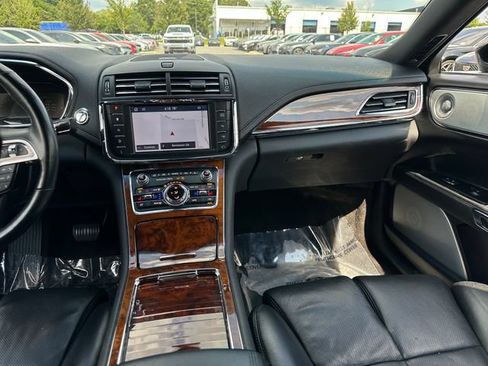 Used 2020 Lincoln Continental Reserve w/ Luxury Package AWD/4WD image 14