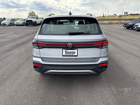Used 2025 Volkswagen Taos S AWD/4WD image 6