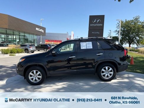 Used 2012 Kia Sorento LX w/ Convenience Pkg FWD image 11