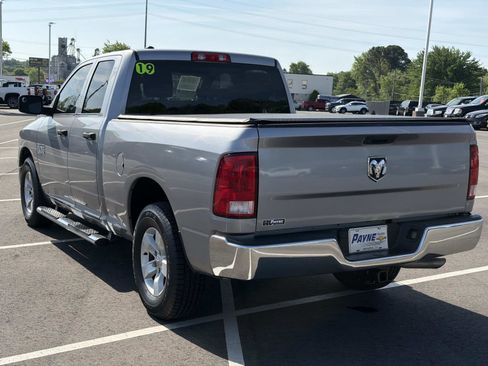 Used 2019 RAM 1500 Tradesman w/ Chrome Plus Package RWD image 17