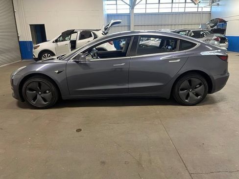 Used 2020 Tesla Model 3 Standard Range Plus RWD image 6
