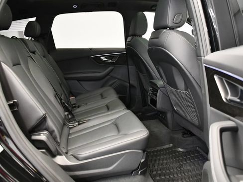 Used 2025 Audi Q7 3.0T Premium Plus w/ Premium Plus Package AWD/4WD image 52