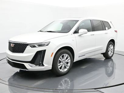New 2025 Cadillac XT6 Luxury