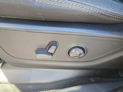 Used 2021 RAM 1500 Big Horn AWD/4WD image 32