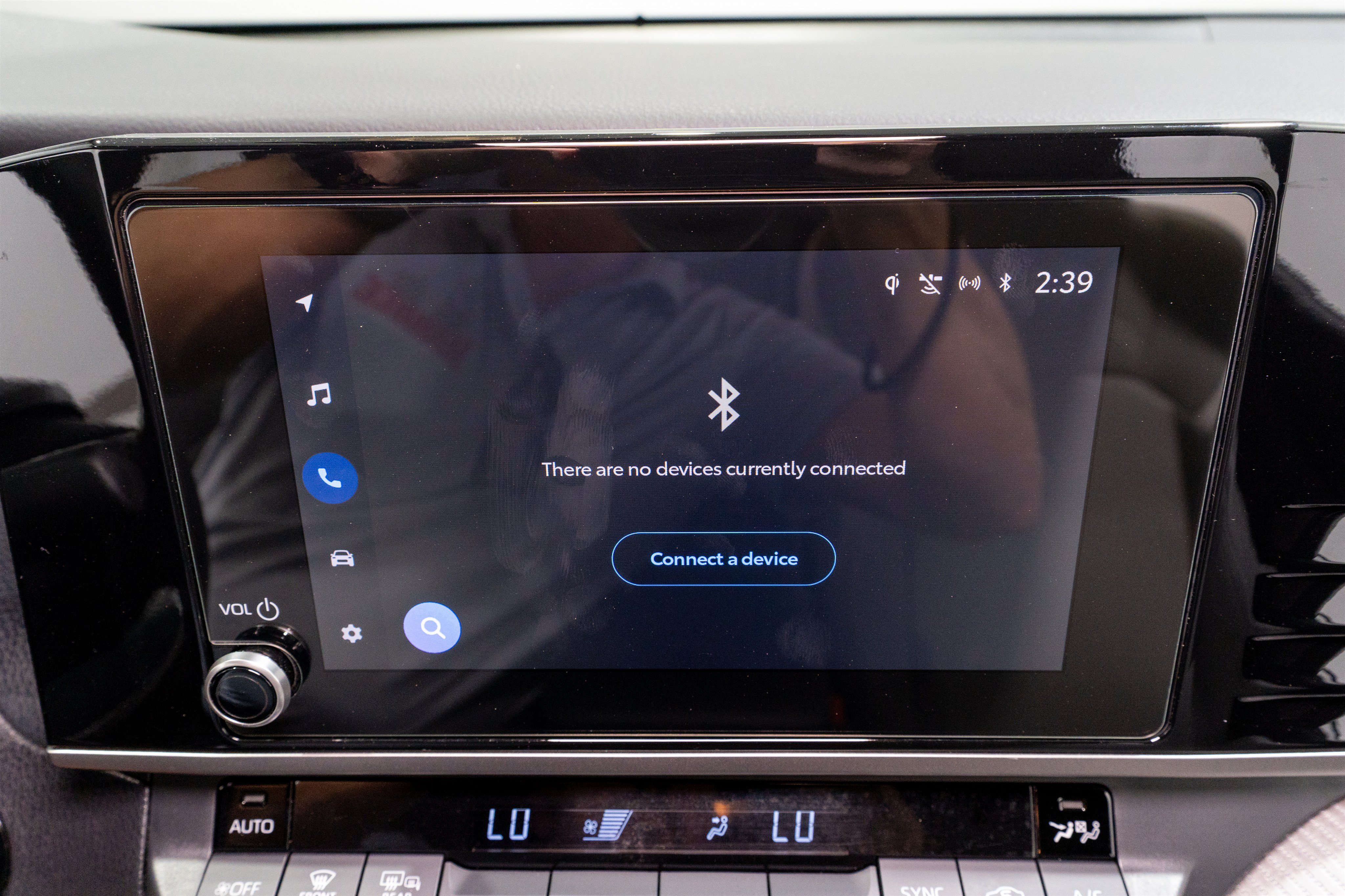 Used 2025 Toyota Camry SE FWD image 16