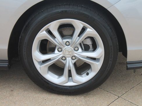 Used 2025 Honda Accord LX image 3