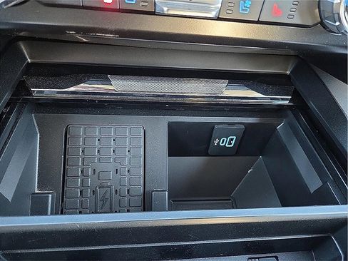 New 2025 Ford F350 Lariat w/ Chrome Package image 15