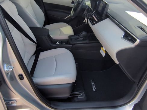 New 2026 Toyota Corolla Cross L image 13